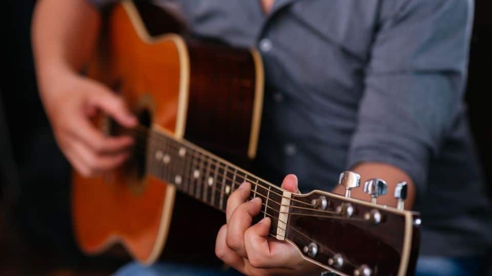 Guitare-Pratique - 12 tablatures faciles pour guitare